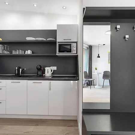 Apartmany Lama Malatiny Zewnętrze zdjęcie