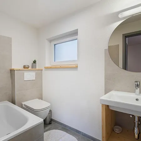 Apartmany Lama Malatiny Zewnętrze zdjęcie