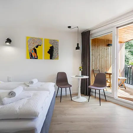 Apartmany Lama Malatiny Zewnętrze zdjęcie